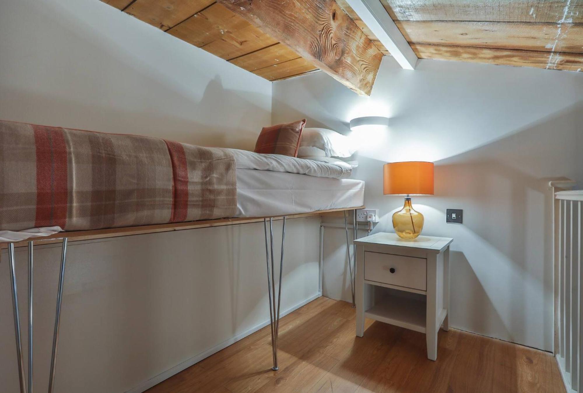 Wild Roses Serviced Apartments - Excel Warehouse 1 Londra Esterno foto